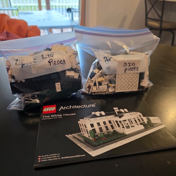 Lego White House Set 21006 - Opened, Retired Product - Picture 9 of 16